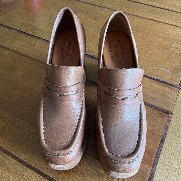 KORK-EASE Women's Barbara Leather Loafer - Picture 3 of 10